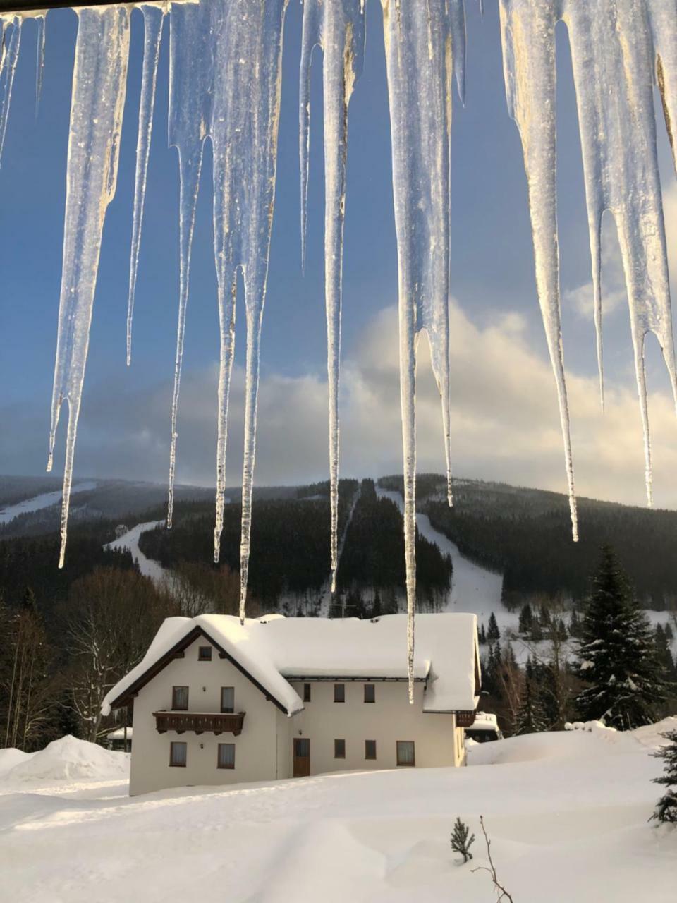 Pension George Spindleruv Mlyn Exterior photo