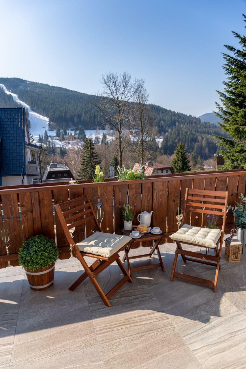 Pension George Spindleruv Mlyn Exterior photo