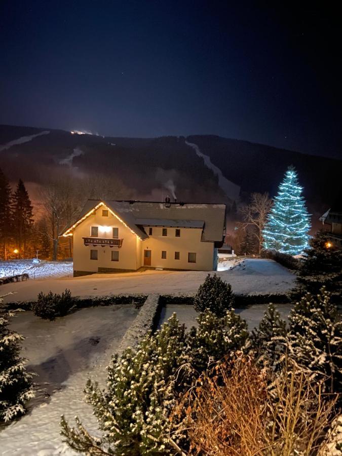 Pension George Spindleruv Mlyn Exterior photo